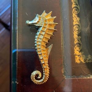 GERRY'S GOLD SEAHORSE BROOCH/ Pin With Crystal Eye